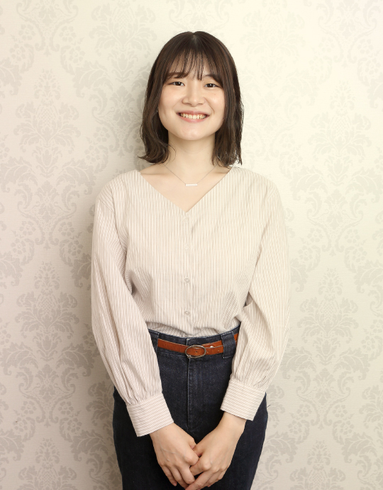 <font color=#C85179>TANAKA HANAKO</font>